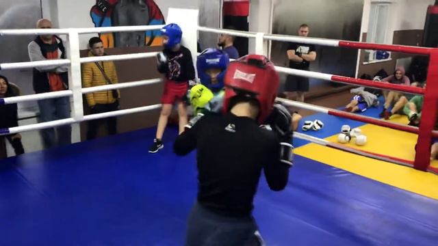 Makhmudov team