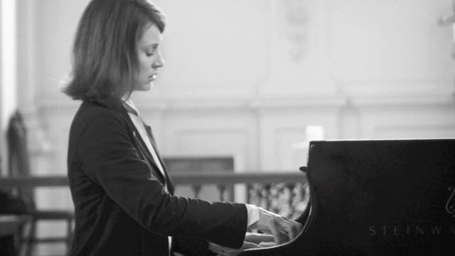 Irina Lankova plays Chopin Nocturne in C minor Op.48, No.1