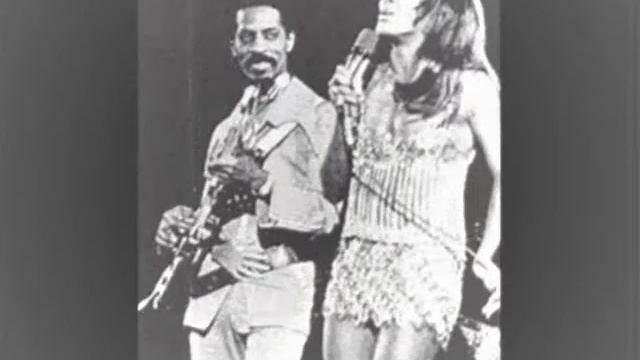 Ike & Tina Turner - Proud Mary