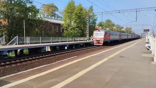 Подборка поездов | ДалиТоп