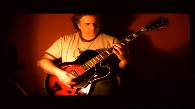 GUITAR JAZZ IMPROVISATION by MICHEL AMENDOLA