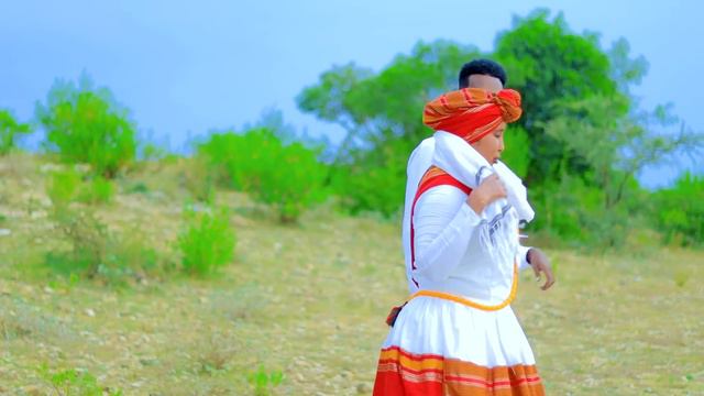 DHAANTO CUSUB | BISHAR AWAL & SAYNAB AGA | 2023 OFFICIAL VIDEO