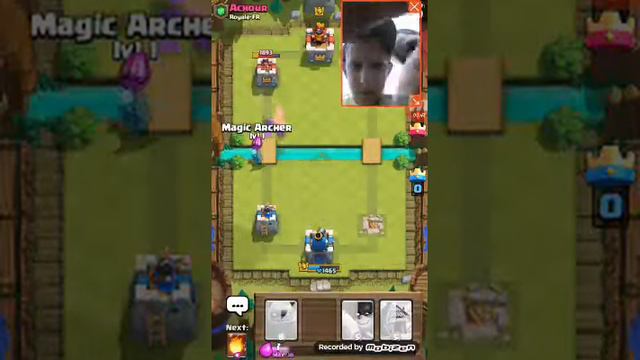 Tomas razulis žaidžia clash royale