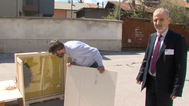 Апископ в НУ "Яне Сандански" - гр. Разлот blagoevgrad apiskop
