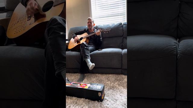 Glen Phillips plays “Inside” on the original Dulcinea guitar