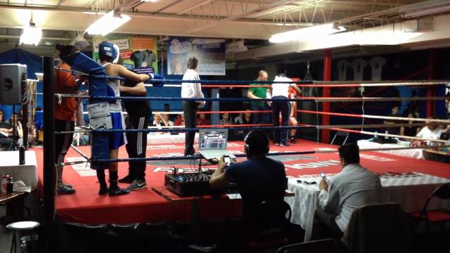 Exhibition 18 mai club de boxe 35 Marilyn Briand Vs. Jessica Berton