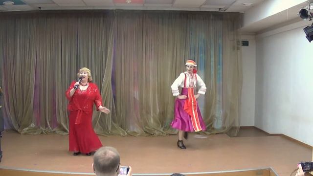 Нина Mолокова (вокал) - Наталья  Юркова
