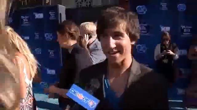 Vincent Martella Interview - The Voice Of Phineas At Phineas & Ferb Premiere