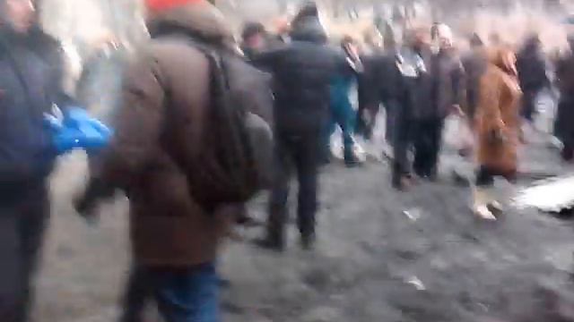 актуально. свежее видео с ул.Грушевского 21.01.2014