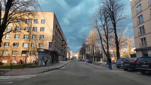🇺🇦 Львів: Подорож Автомобілем Серед Вузьких Вуличок [4к]