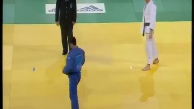 JUDO 2009 Tournois De Paris: Yordanis Arencibia (CUB) - Mario Schenden (GER)