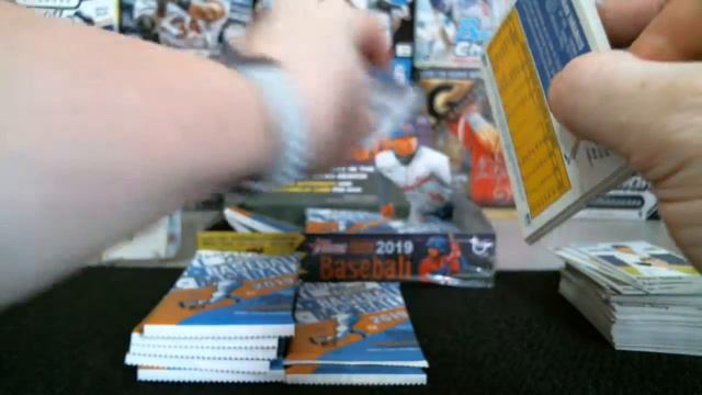 2019 Topps Heritage Minors Box #2