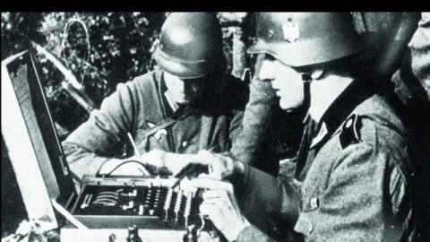 Alan Turing: The Triumphs and Tragedies of The Man Who Crack The Code