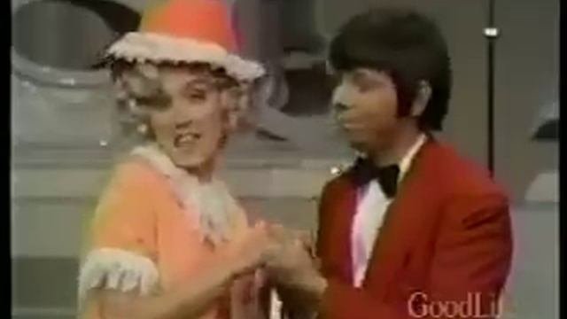 Bobby Goldsboro & The Lennon Sisters - A Rainy Night In Rio