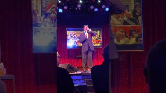 Wayne Newton Sings ‘Danke Shoen’ At The Flamingo On April 1, 2023