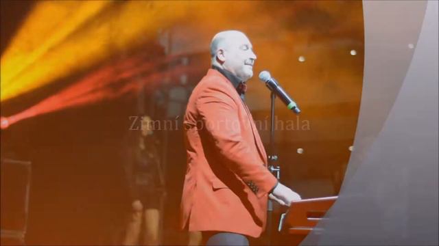 Michal David -  16. 12. 2015- Chomutov - Zimní stadion