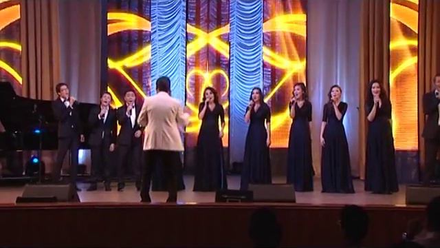 Headliner [KZ] Карина Сарсенова классикалық кештің өтуіне себепші болды