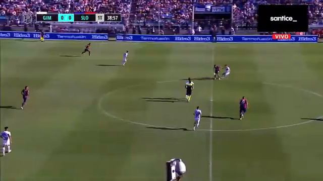 Emanuel Cecchini ante San Lorenzo. Exhibición TOTAL.