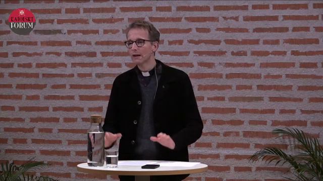 Tro i tider av Corona III: Digital eller kroppslig andlighet. Dominik Terstriep.