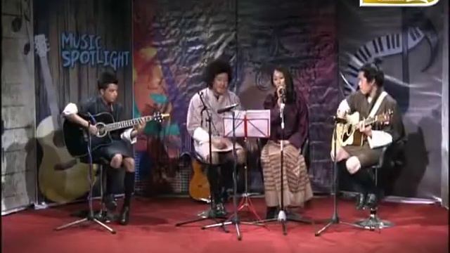 Bhutanese singer Pem Deki's first song sang live with Misty Terace