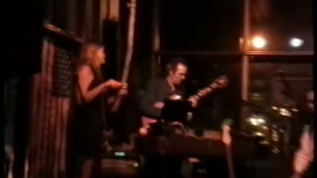 Landslide - Featuring Shannon Battle, with Frank Morris & Rick Mauer New Years Eve 2002