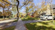 Красивые ОСЕННИЕ краски в тихом районе старых домов Торонто