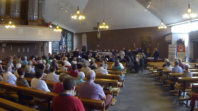01 Arsenal Concert Marsch (Jan van der Roost)