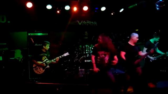 Metallica Tribute - Martin Petrov, 10 Years Old Guitarist From Varna, Bulgaria