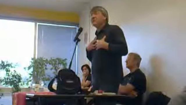 Assemblea FIOM Continental Pisa - Maurizio Landini - Maggio 2011 - Parte 3.avi