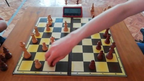 Шадрова Виктория(3р.)-Кирчук Александр(1р.)."Русская партия" или "Защита Петрова".