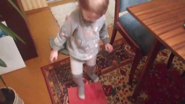 СОФИЯ ПРИЕХАЛА К БАБУШКЕ!