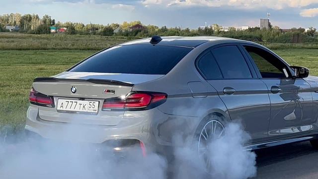 BMW m5 burnout