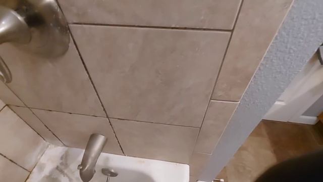 ⭐Como Remover jabón pegado y sarro y hongos de la tina y tile mosaico hongo con Caro's Calcium lime