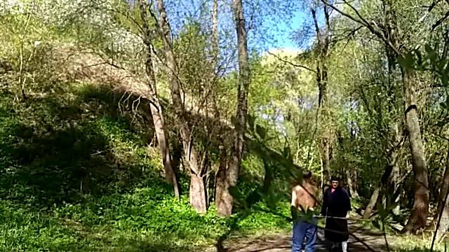 Ди ши эр дун. Фрагмент третий. Тай цзи гунь фа. Дуй гун цзо.