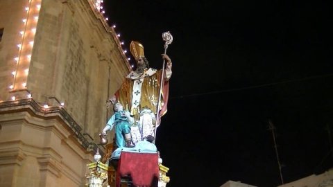 Siggiewi Festival Brass Band SAN NIKOLA Tlugh fuq il-kolonna