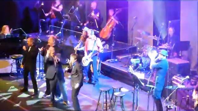 Glenn Shorrock, Doug Parkinson, John Paul Young & Jack Jones -- 'Let It Be' Concert    Finale