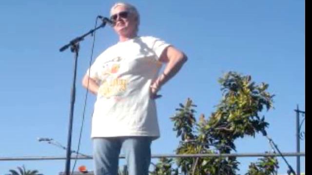 Sharon Gless at the San Francisco Dyke March.  June 27,  2009