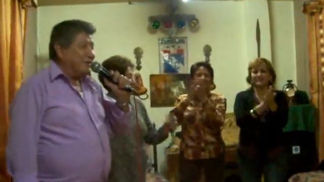 manuel Bossio canta con la sonora matancera