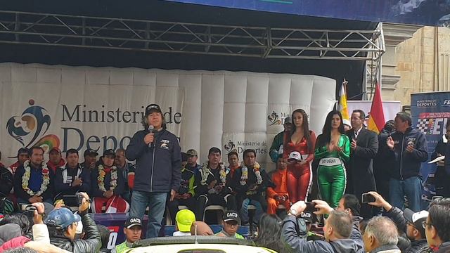 Premiación Gran Premio Nacional:  Orlando Careaga Presidente de la FEBAD