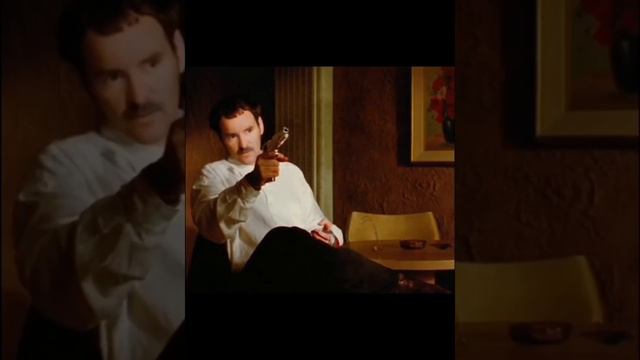 Саша Ветер...  Зина рассказывает сон...
