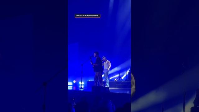 Lukas Graham and JK Labajo perform 'Ere'