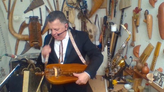 One-Man Band MYRON BLOSHCHYCHAK in UCAF (КУМФ) Virtual Concert Series (2)