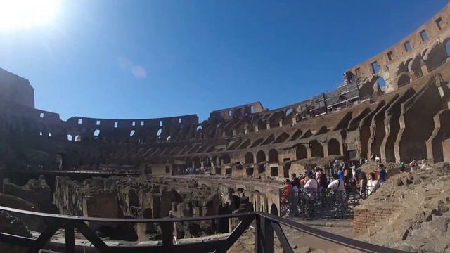 SILVIA EN EL COLISEO, ROMA, ITALIA. JULIO 2017