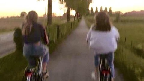 white tiger - izzy bizu (slowed down)