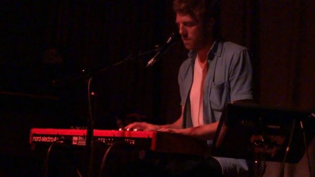 Andrew Belle, "Static Waves" (Live @ Brick & Mortar Music Hall, San Francisco, 9-17-2014)