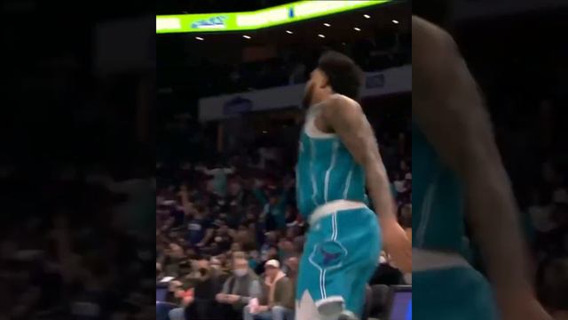 OH YEA! Miles Bridges breaks out the windmill😱😱😱