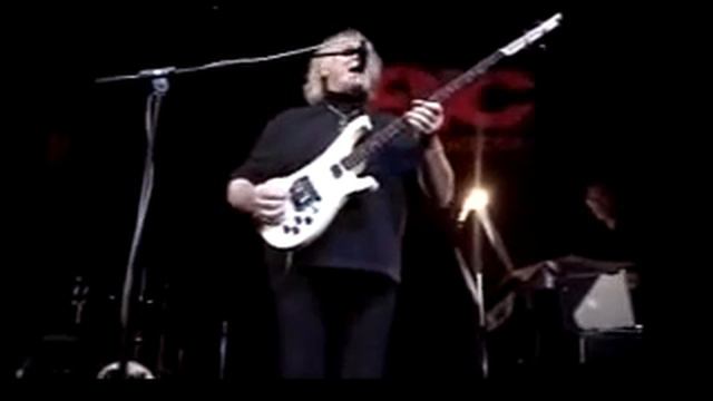 Yes Diaspora: 8/27/06 - Chris Squire Live with Spock's Beard 1/4 - Hold Out Your Hand/You By My Sid