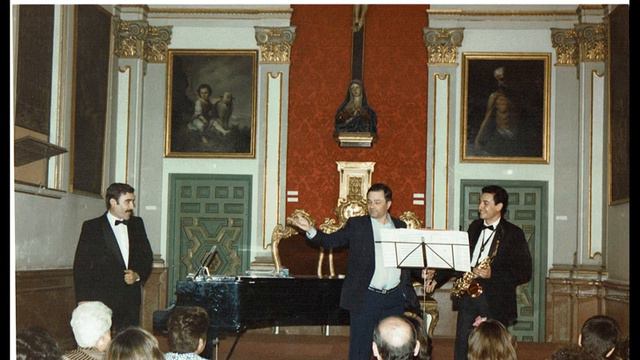 José Antonio Santos Salas. DIVERTIMENTO  R. BOUTRY (2º-3º Mov.)