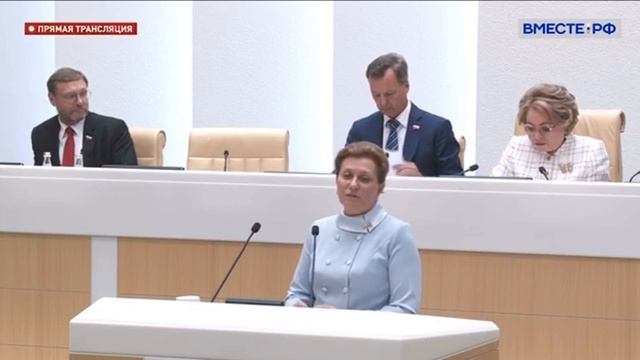 Попова и Матвиенко прикинулись шлангами, как будто не понимают о чём идёт речь.