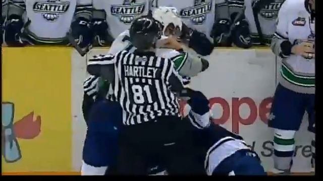 Mitch Elliot vs Rob Trzonkowski Oct 5 2012